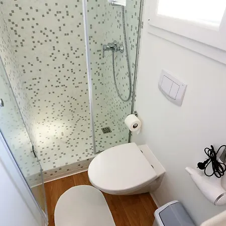 דירה First זאדאר