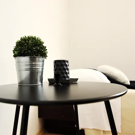 Apartman First *