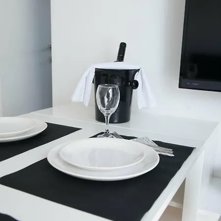 Apartament First *