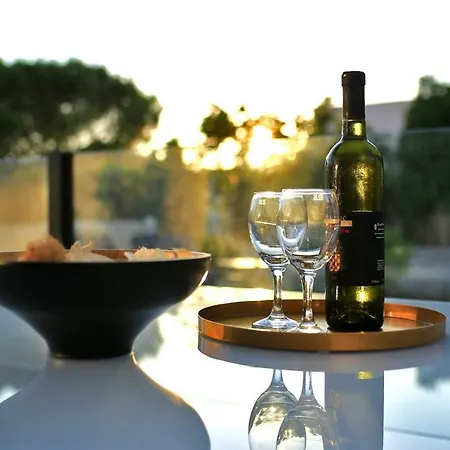 扎达尔第一公寓 公寓 扎达尔