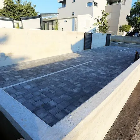 公寓 扎达尔第一公寓